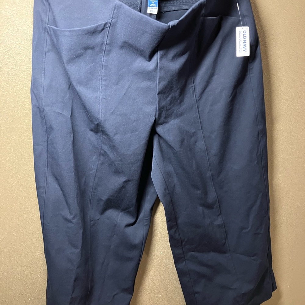 Old Navy High-Rise Wide-Leg Pants in Black and Navy